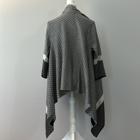 Kimono Open Wrap Cardigan Style - Picture 2 of 4